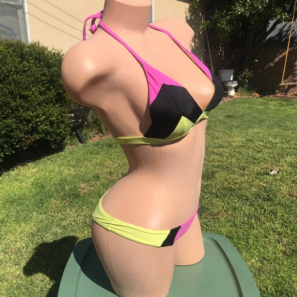 PILYQ Color Block Bikini - Picture 2 of 7